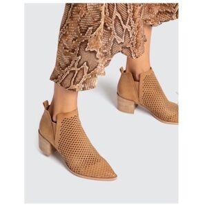 Dolce Vita Bianca Saddle Leather Nubuck Booties 7